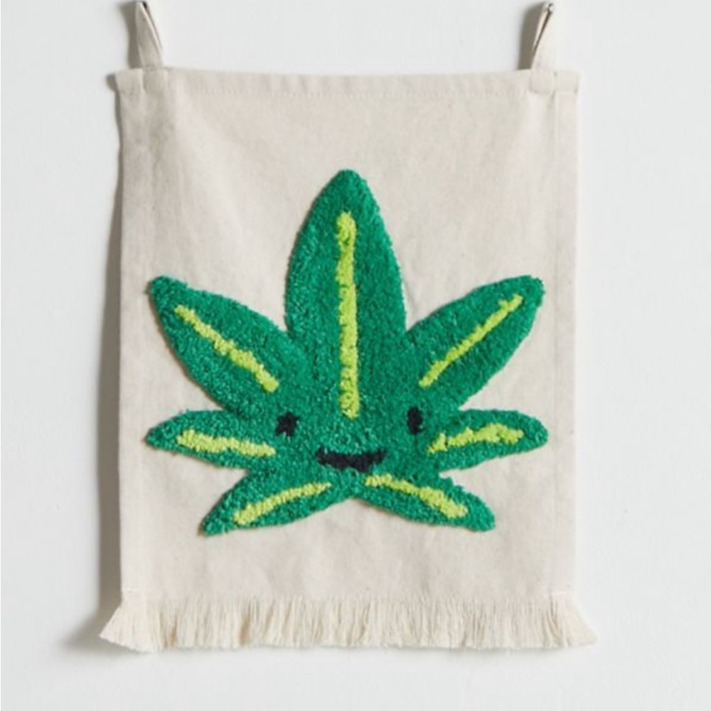 Urban Outfitters Mini Tufted Flag Tapestry NWT